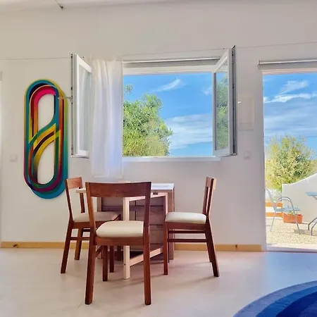 Sunset View ألخيزور